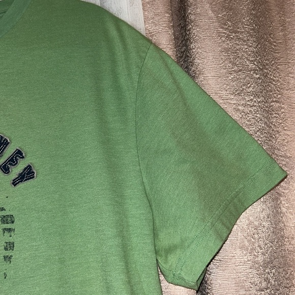 Disney Parks Size XXL V Neckline Tee - Picture 5 of 9